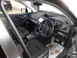 ■ 運転席 ■ 雨の日の視界もクリアーに!ウィンドウ撥水ガラス系コーティング!! 雨の日の運転が苦手なお客様におすすめのオプションです。