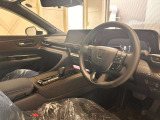 室内はスタッフが真心込めて清掃や納車の準備をします!試乗は全車OKですので現状確認をして下さいね!