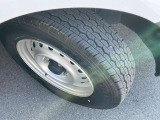 ☆中古車で気になるのがタイヤですがご安心ください。