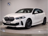 【BMWの伝統】BMWのお車は、“駆け抜ける歓び”を意識し、走行の安定性とコーナリングの良さを追求し、思い通りにハンドルの操作可能です。