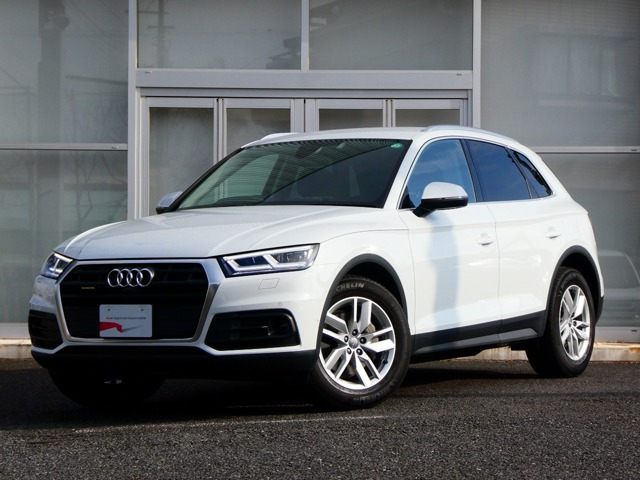 Q5 45 TFSI クワトロ 4WD 