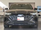 Q8 e-tron 55 クワトロ Sライン 4WD 