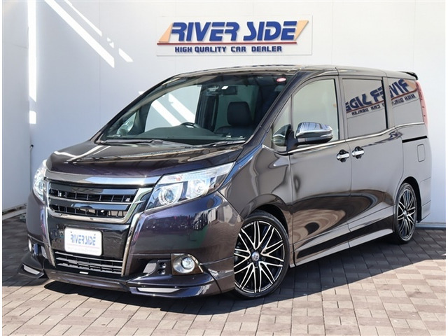 エスクァイア 2.0 Gi ブラック テイラード TRDエアログリル18AWアルパイン10型ナビ