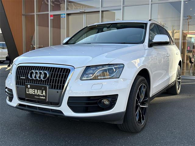 Q5 2.0 TFSI クワトロ 4WD 4WD 本革シート