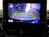 バックガイドモニターで、後方を確認しながら安心して駐車することができます。運転初心者も熟練者も必須の機能ですよ!