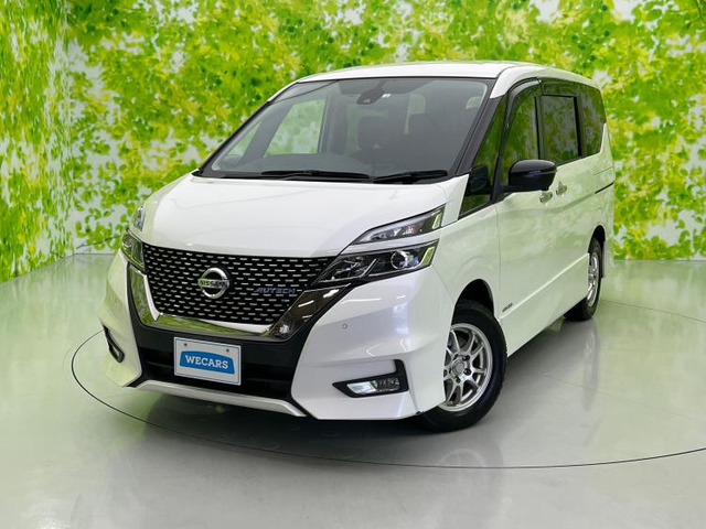 セレナ 2.0 ハイウェイスター VセレクションII 4WD 