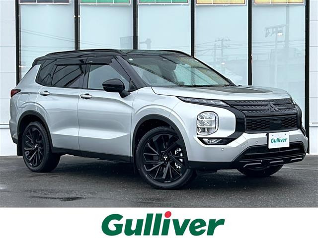 アウトランダー PHEV 2.4 ブラック エディション 4WD 4WD サンルーフ