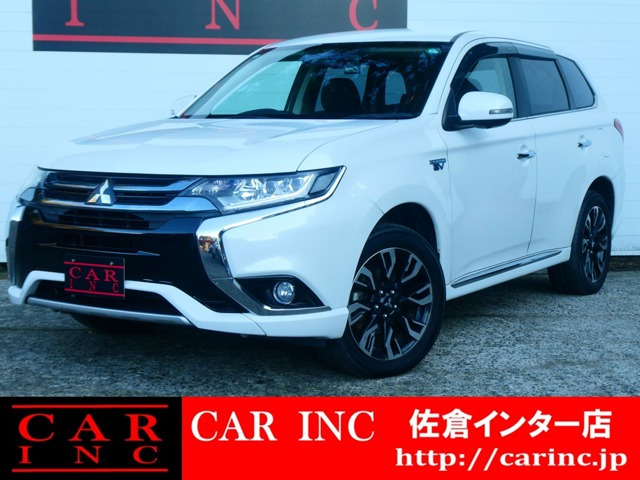 アウトランダーPHEV 2.0 G ナビパッケージ 4WD パワーバックドア 4WD 全方位カメラ