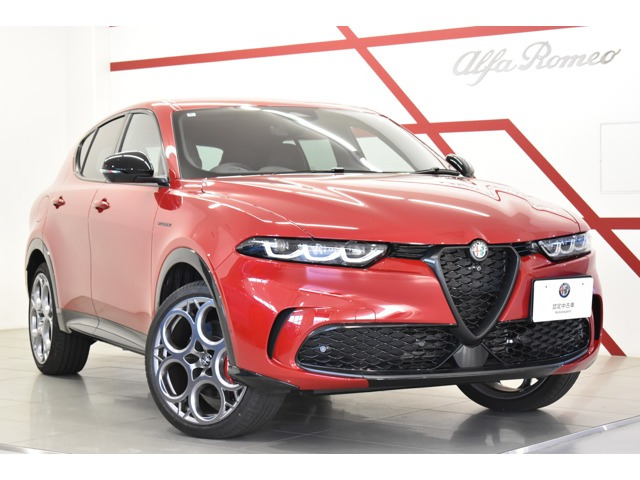 トナーレ プラグインハイブリッド Q4 ヴェローチェ 4WD 