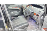 ゆったりとした運転席で快適な乗り心地のシートです!