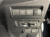 気になる車はすぐにお問い合わせください!画面右側の0066から始まる無料ダイヤルからお問い合わせ下さい!専門スタッフがお車のご質問にお答えいたします!