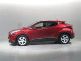 C-HR ハイブリッド 1.8 S LED パッケージ