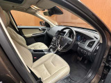 XC60 D4 クラシック ディーゼル 本革シート サンルーフ