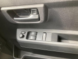 運転席パワーウィンドウスイッチの写真です