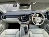 V60クロスカントリー B5 AWD 4WD 本革シート