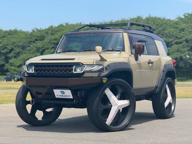トヨタ FJクルーザー 4.0 4WD 1年保証付 ベージュII塗装 リフト