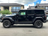 Jeep通はモデルコードで呼びます。Jeepには名前を変えずに進化してきたモデルはいくつもあります。その為、モデルはモデルコードによって呼び分けられています。