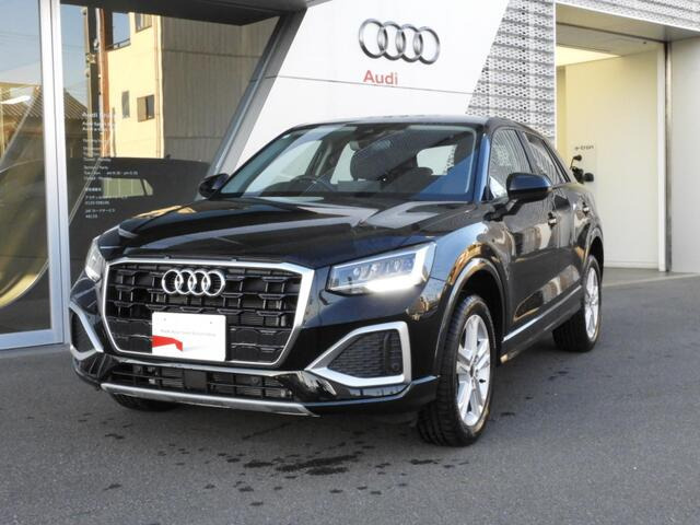 Q2 35 TFSI アドバンスド 