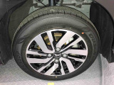 納車前にはプロのメカニックが点検、整備を行いますので安心してお乗り頂けます!!