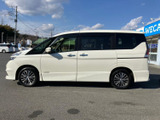 セレナ 2.0 ハイウェイスター VセレクションII 4WD 