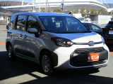 シエンタ ハイブリッド 1.5 X 7人乗り 登録済未使用車
