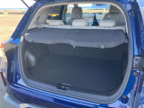 ハッチバックタイプですが、荷室スペースもしっかりございます!