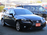 IS 300h バージョンL 純正ナビ サンルーフ 黒革ベンチレーション