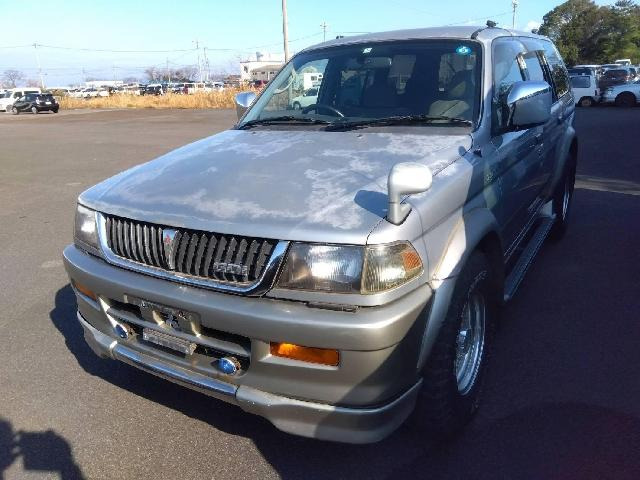 チャレンジャー  キャンピング 4WD