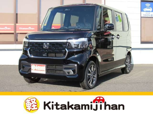 N-BOXカスタム  カスタム 660 4WD