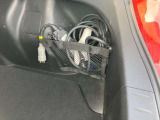 充電ケーブル載ってます。