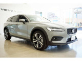 V60クロスカントリー アルティメット B5 AWD 4WD 