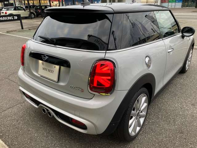 山口市にお住まいのN様に BMW MINI 3ドア CooperSをご納車