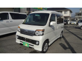 人気のパールホワイト カスタムターボRSリミテッドの入荷です。
