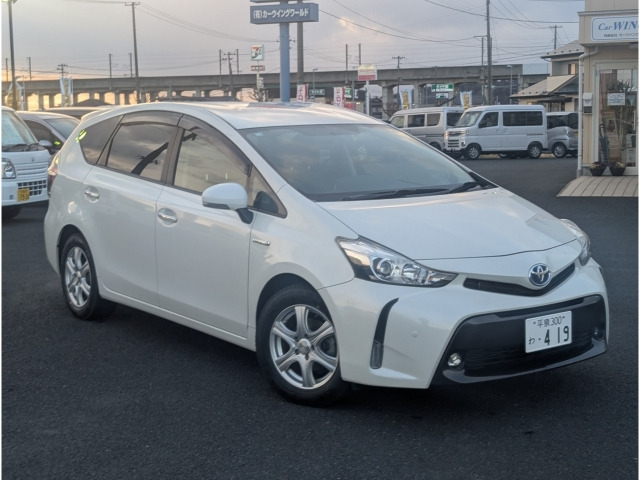 プリウスα 1.8 S チューンブラックII 