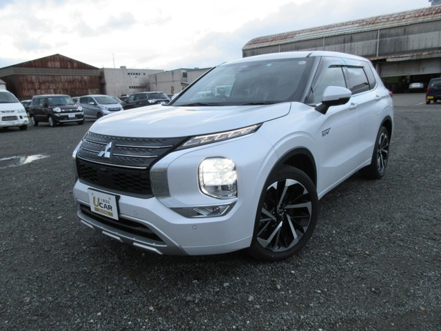 アウトランダー PHEV 2.4 P 4WD 