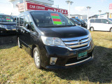 セレナ 2.0 ハイウェイスター 4WD 