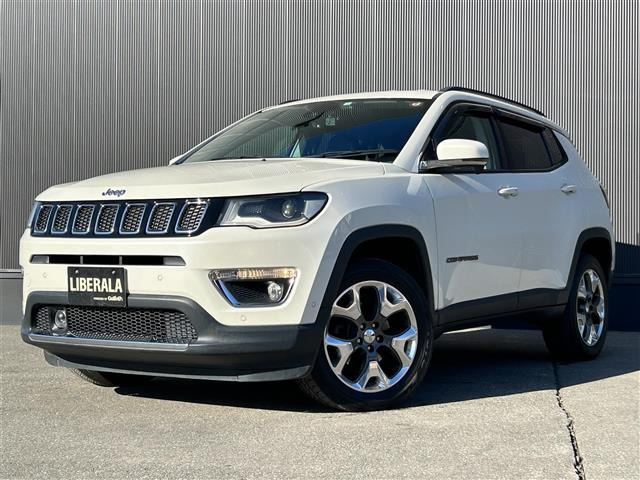 コンパス リミテッド 4WD 本革シート