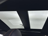 アウトランダー PHEV 2.4 P 4WD サンルーフ