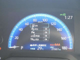 車線逸脱警報などの機能がメーターで操作できます。