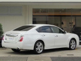 ガリュー  V6 3500 左ハンドル