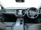V60クロスカントリー プラス B5 AWD 4WD 