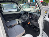運転席廻り