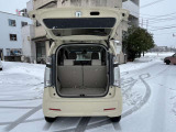 自社整備工場を完備しておりますので、整備・車検・修理などアフターサービスもお任せ下さい。お客様が充実したカーライフをおくれるよう全力でサポートいたします。