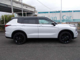アウトランダー PHEV 2.4 ブラック エディション 4WD 