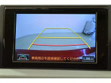 バックガイドモニターで、後方を確認しながら安心して駐車することができます。運転初心者も熟練者も必須の機能ですよ!