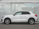 Q2 35 TFSI Sライン 