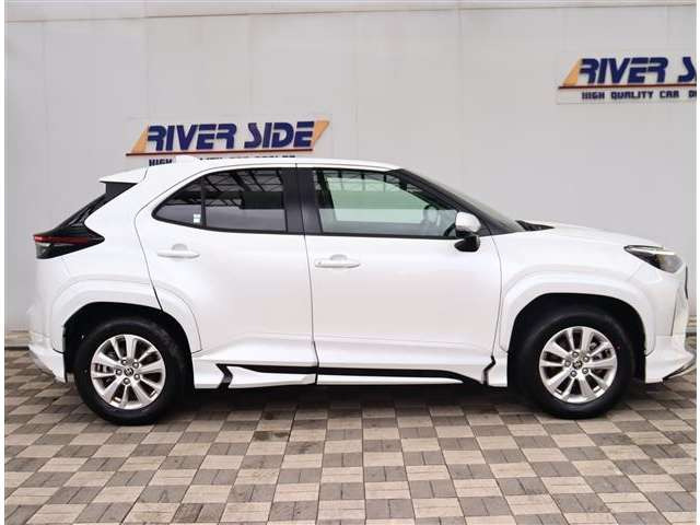 トヨタ ヤリスクロス 1.5 G 4WD モデリスタエアロ ディスプレイ