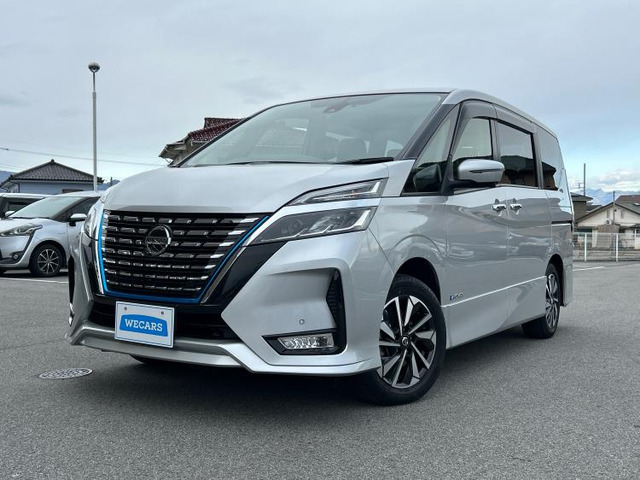 セレナ 1.2 e-POWER ハイウェイスター V 