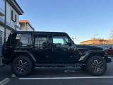 台形ホイールアーチもJeepの伝統の一つです。