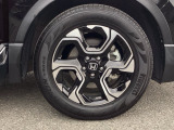 純正アルミホイールです。足元が引き立つので、車全体のイメージがアップしますよ!